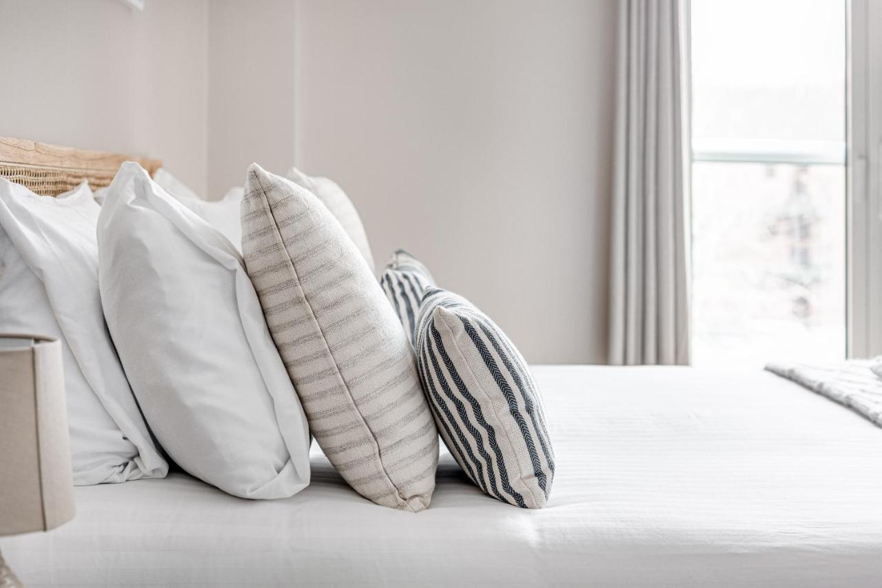 Charming 1 Bedroom Apt , Town Centre, Wifi, Free Parking By Tent Serviced Apartments Стейнс Экстерьер фото